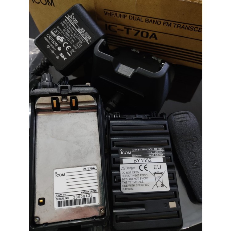 Radio HT Icom Dualband VHF/Uhf IC-T70A 5 Watts  - Imagem: 5