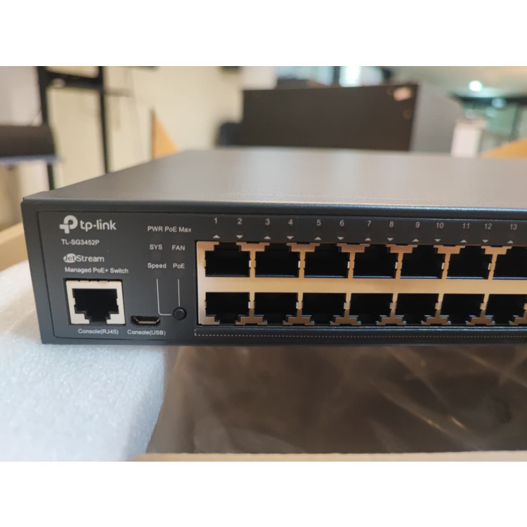 Hub Switch TP-Link TL-SG3452P JetStream Gigabit L2+ de 52 portas com PoE+ de 48 portas - Imagem: 4