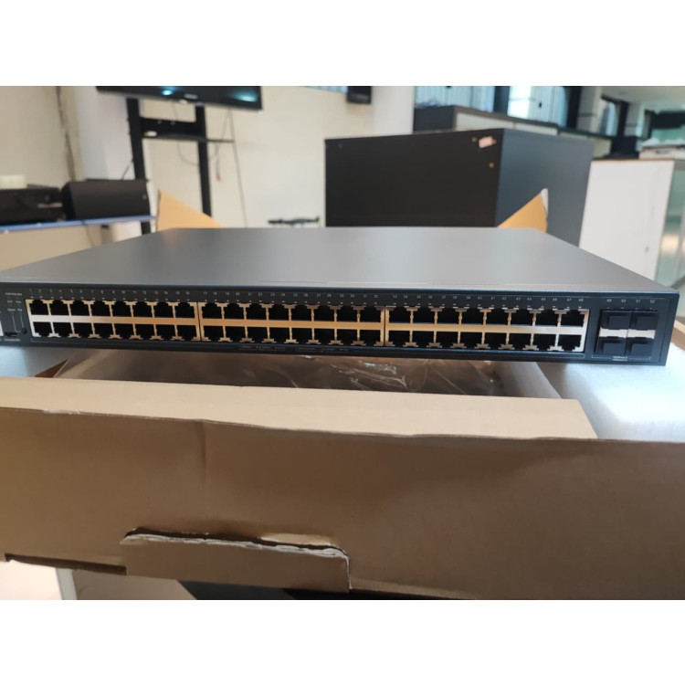 Hub Switch TP-Link TL-SG3452P JetStream Gigabit L2+ de 52 portas com PoE+ de 48 portas - Imagem: 3