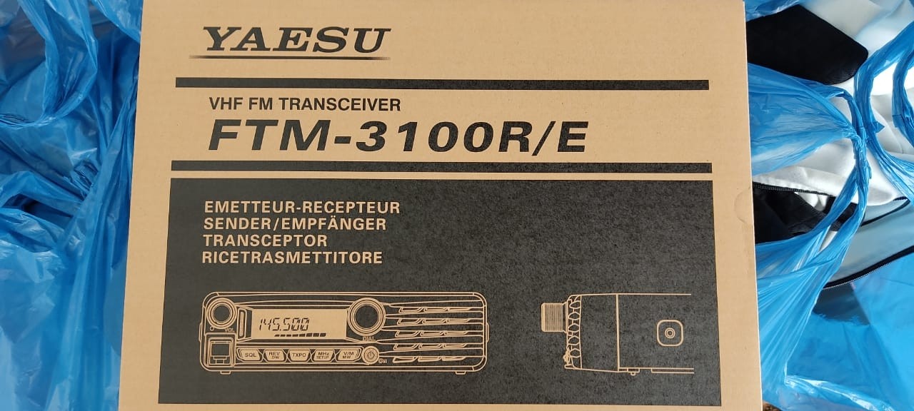 Radio Vhf Yaesu FTM-3100R 2M 65 Watts Base Original