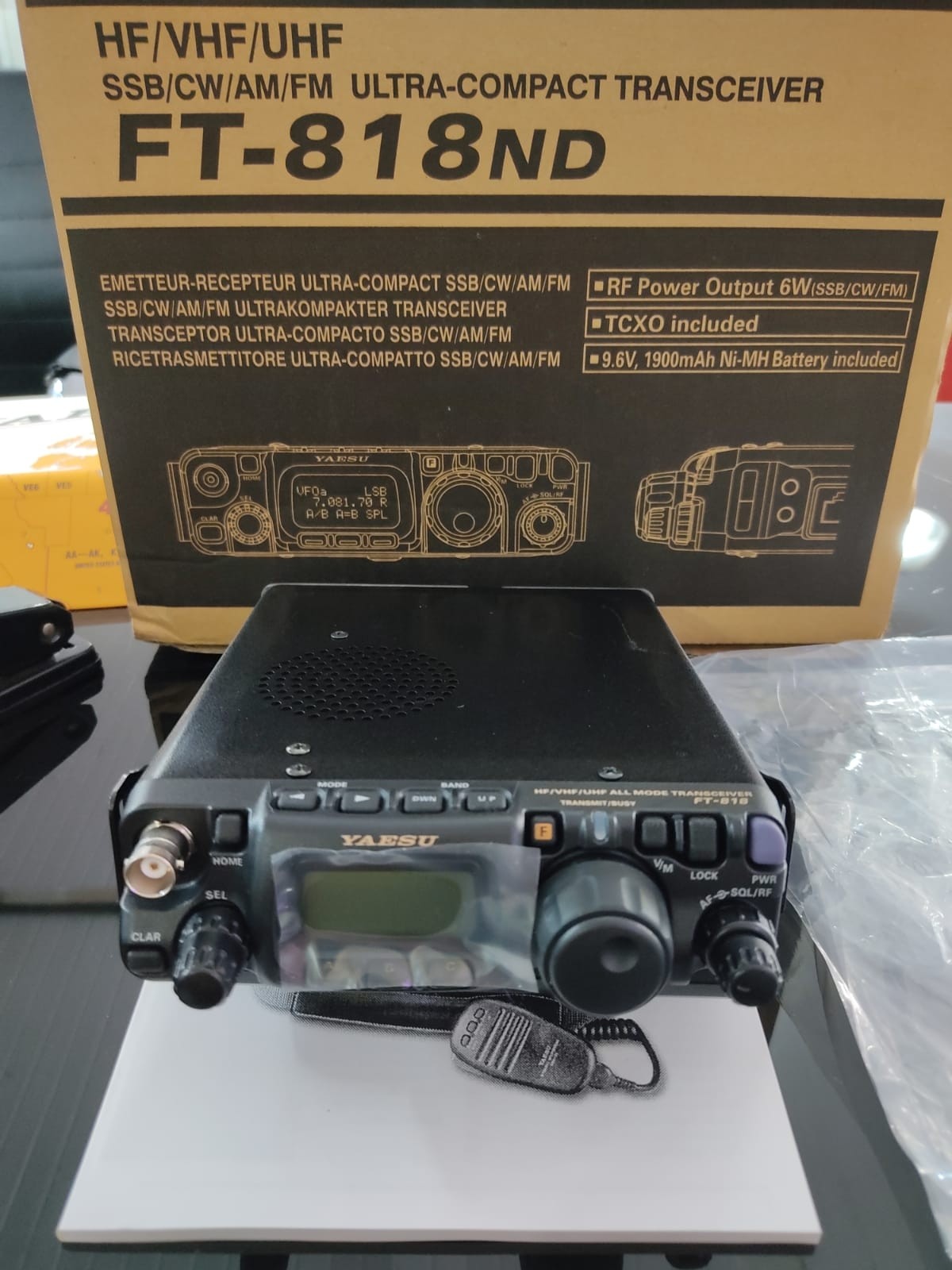 Radio Yaesu HF/VHF/UHF FT-818ND Transceiver Ultra-Compact 