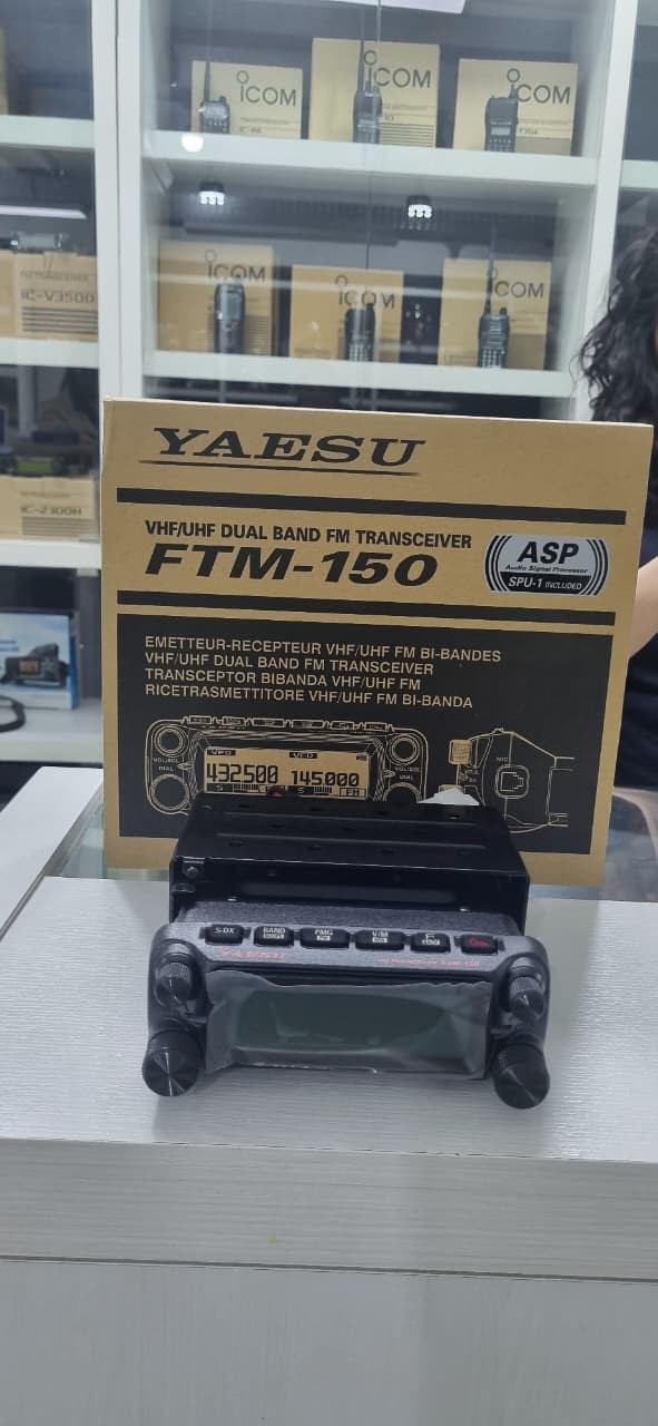 Radio Yaesu FTM-150R VHF/Uhf Full Duplex Frente Destacável 